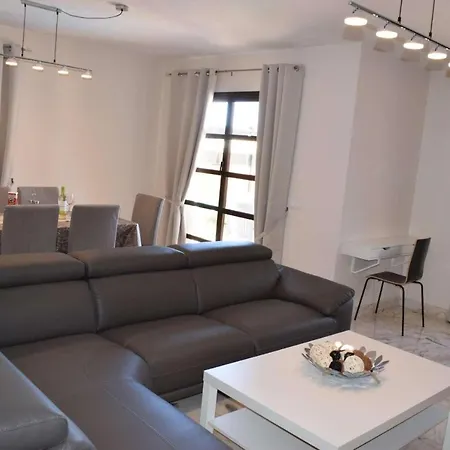Mirador Lobos Villa