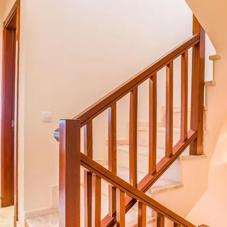 Mirador Lobos Villa *